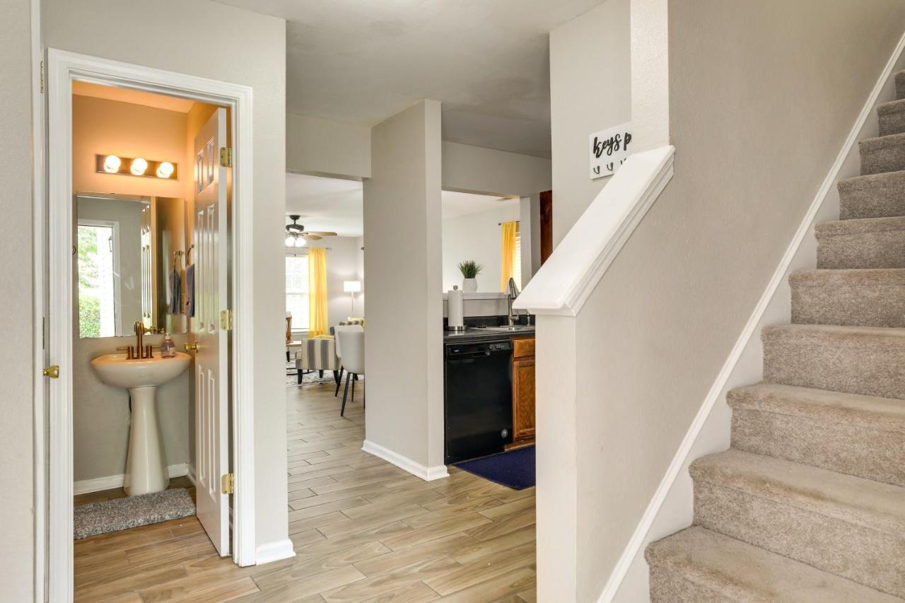 Charming North Charleston Townhome - Pets Welcome! Luaran gambar