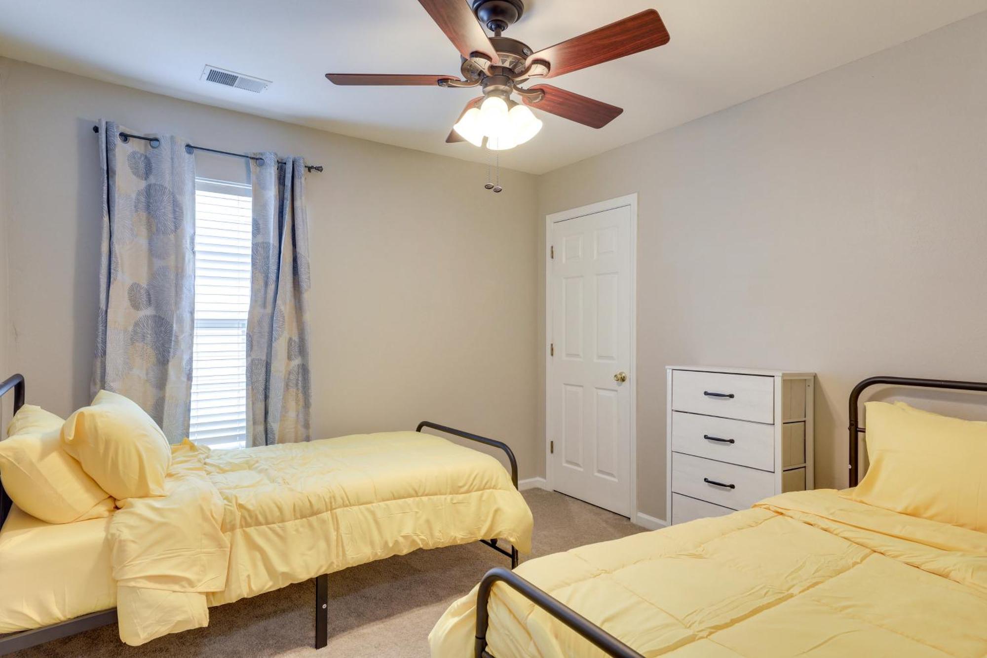 Charming North Charleston Townhome - Pets Welcome! Luaran gambar