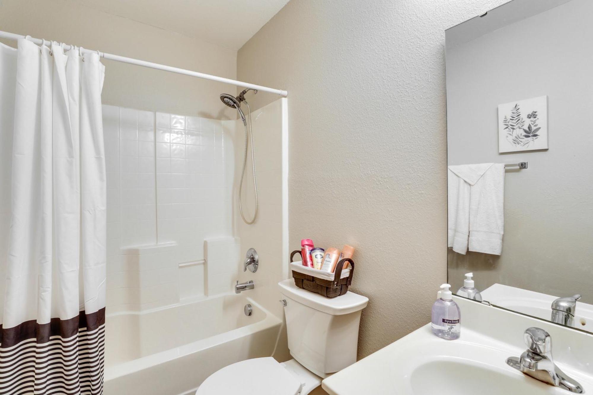 Charming North Charleston Townhome - Pets Welcome! Luaran gambar